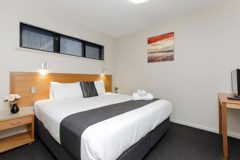 Beautiful 1-bedroom Apartment Close To The River - Darwin Holiday 0