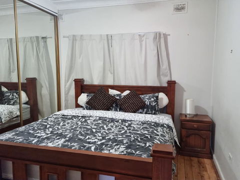 Beautiful 3 Bedroom Cottage - Darwin Holiday 4