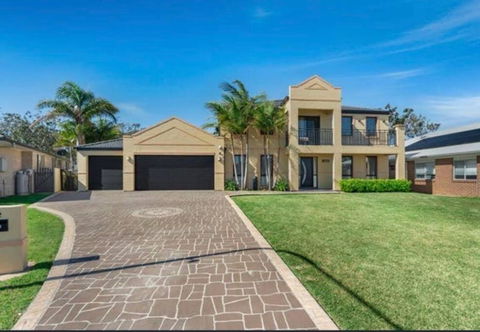 Beautiful 5 Bedroom House In Jervis Bay - Darwin Holiday 1