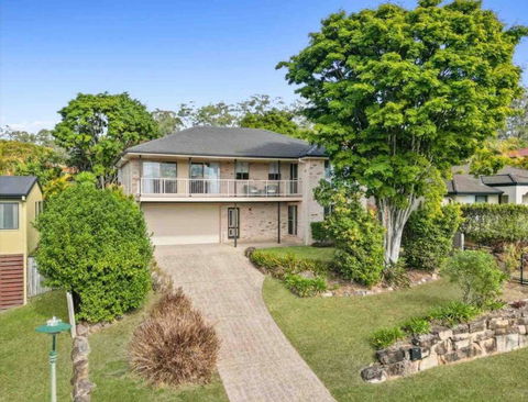 Beautiful Home In Burleigh Heads - Darwin Holiday 0