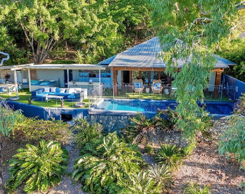Beachfront Peace Cabin - Darwin Holiday 0