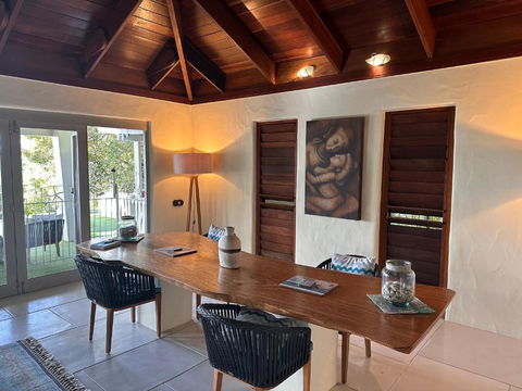 Beachfront Peace Cabin - Darwin Holiday 2