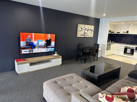BeachView Surfers 2BD Apartment Lux - Darwin Holiday 3