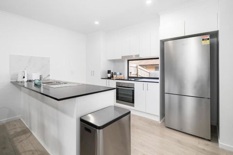 Bellbird Park 3 Bedroom Oasis - Darwin Holiday 3