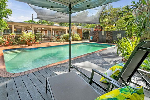 Belle Escapes Tropical Haven Holiday Home Palm Cove - Darwin Holiday 3
