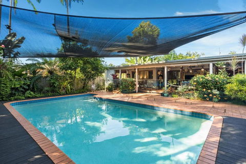 Belle Escapes Tropical Haven Holiday Home Palm Cove - Darwin Holiday 4