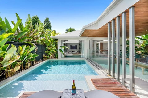 Belle Escapes 94 Cascade Luxury Home Palm Cove - Darwin Holiday 3