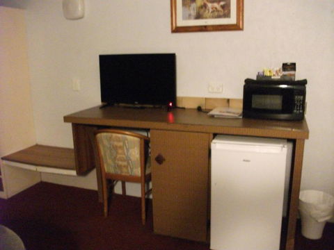 Beerwah Glasshouse Motel - Darwin Holiday 4