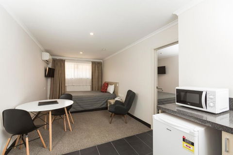 Belconnen Way Hotel & Serviced Apartments - Darwin Holiday 4