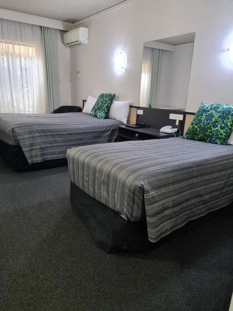 Belconnen Way Hotel & Serviced Apartments - Darwin Holiday 3