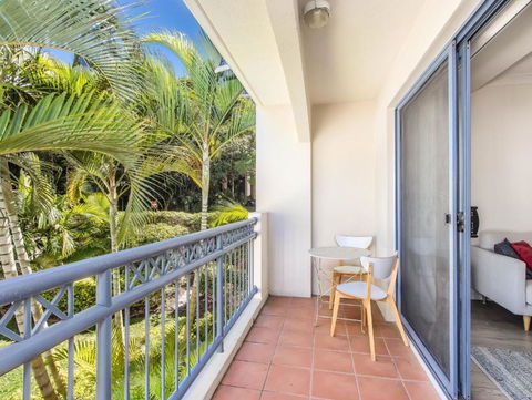 Bella Mare Coolangatta Beachside Apartments - Darwin Holiday 2