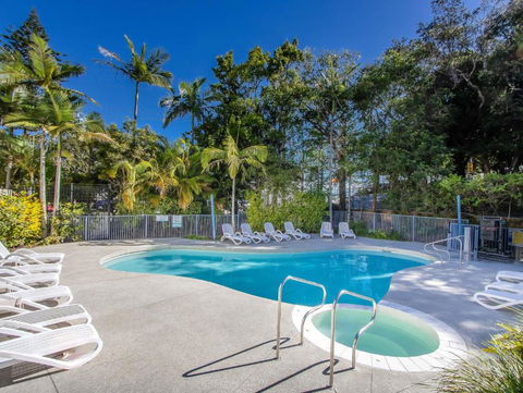 Bella Mare Coolangatta Beachside Apartments - Darwin Holiday 1