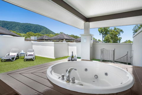 Belle Escapes 417 Penthouse Luxury Suite In Palm Cove - Darwin Holiday 1
