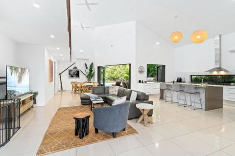 Belle Escapes Villa Aurelia - Darwin Holiday 4