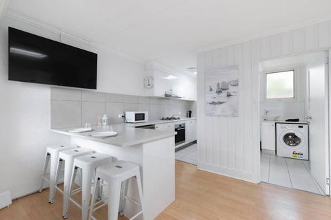 Belle Retreat By The River & Ocean Pet Friendly - Darwin Holiday 4