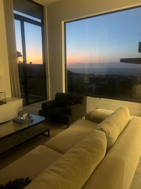 Bellevue Villa With Bay Views - Darwin Holiday 0