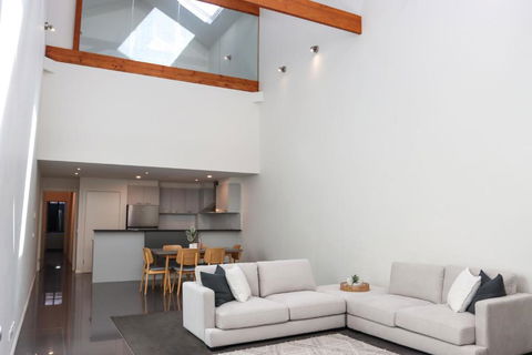 Bendigo Townhouse - Walk To The CBD - Darwin Holiday 2