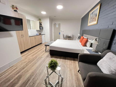 Benson Court Motel - Darwin Holiday 1