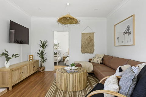 Berrara Beach House - Belle Escapes Jervis Bay - Darwin Holiday 0