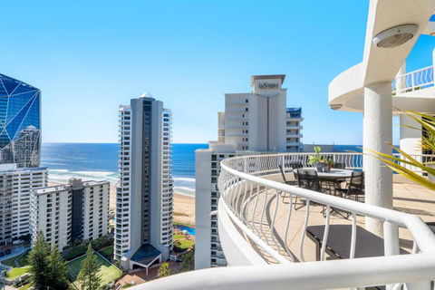 Biarritz Apartments - Darwin Holiday 2