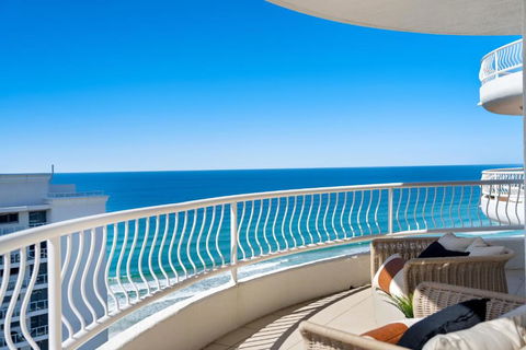 Biarritz Apartments - Darwin Holiday 1
