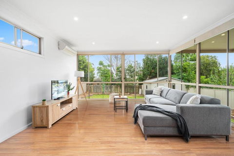 Big Stylish 3 Bed House With Free Parking - Darwin Holiday 0