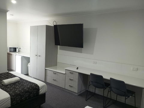 Big Valley Lakeside Paradise Motor Inn - Darwin Holiday 3