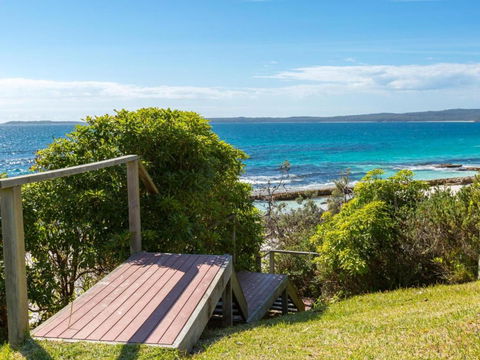 Bimbadgen At Hyams Beach - Darwin Holiday 2