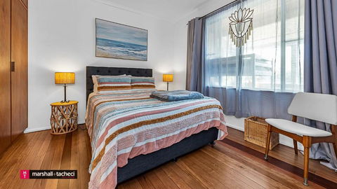 Bermagui Breeze Holiday House 5 Bedroom 18-20 Mumbulla Street - Bermagui - Darwin Holiday 4