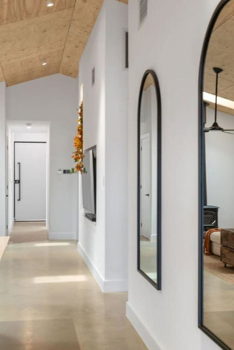 Birdwood Modern Rustic - Darwin Holiday 3