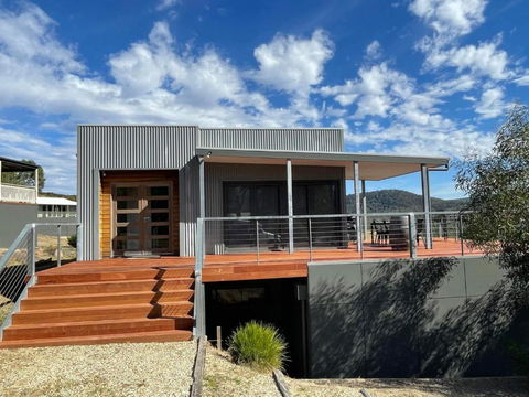 Black Diamond - Merrijig - Sleeps 14 - Darwin Holiday 1