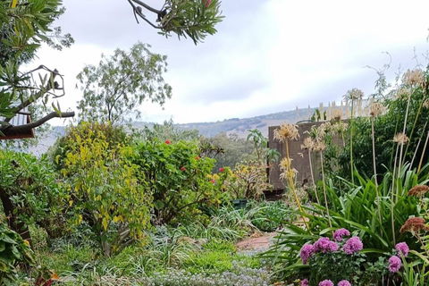 Blackbird Cottage - Stunning Views & Farm Animals - Darwin Holiday 2