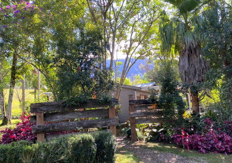 Birdsong Bellingen Farm - Darwin Holiday 2