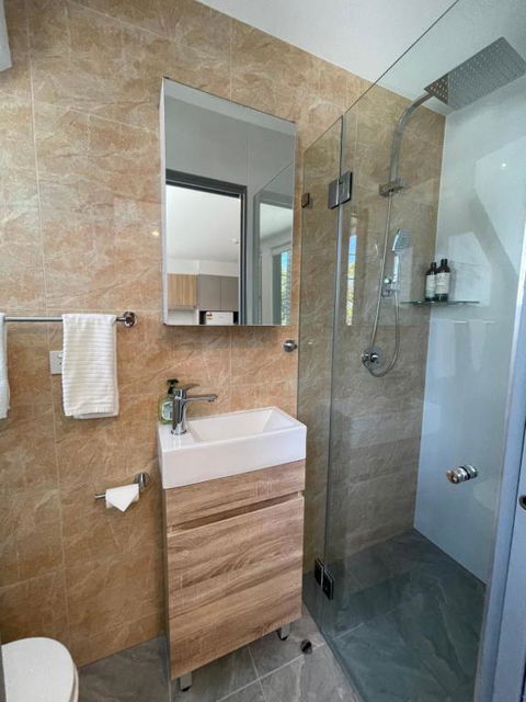 Brand New Furnished Studios - Darwin Holiday 3