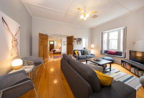 BRIGHTON HAVEN A Self-contained Modern Bungalow - Darwin Holiday 2