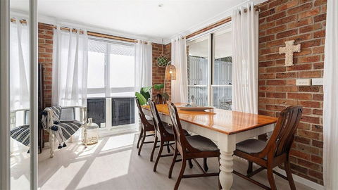 Burra Beach Shack - Darwin Holiday 2