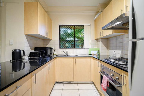 Burwood Near Train & Shopping & Park With Car Park - Darwin Holiday 1