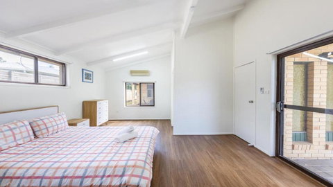 Cabana Feliz Yamba, Pet Friendly Cottage - Darwin Holiday 4