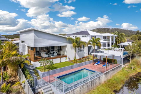 Cabarita Reef House - Pool, Lake, Beach & AC! - Darwin Holiday 0