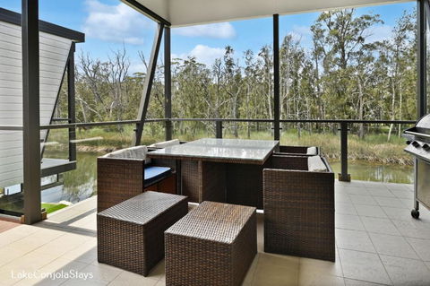 Cabin 60 - Lake Conjola - Darwin Holiday 0