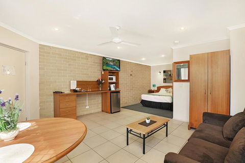 Caboolture Riverlakes Boutique Motel - Darwin Holiday 3