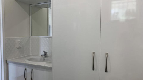 Calm Waters Unit 11 - Darwin Holiday 4