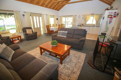 Camellia Lodge - Darwin Holiday 3