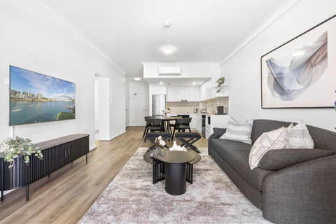 Camperdown Cozy Corner 2 - Darwin Holiday 1