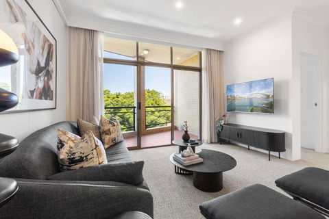 Camperdown Cozy Corner 8 - Darwin Holiday 0