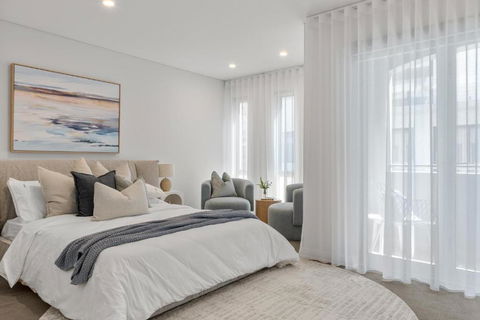 Canal View Luxury Townhouse Mandurah - Darwin Holiday 0