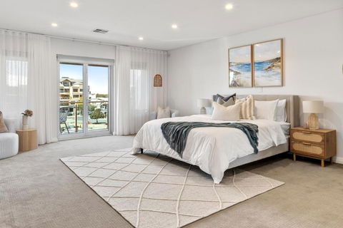 Canal View Luxury Townhouse Mandurah - Darwin Holiday 1