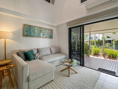 Canopy Chalet 10 - Darwin Holiday 3