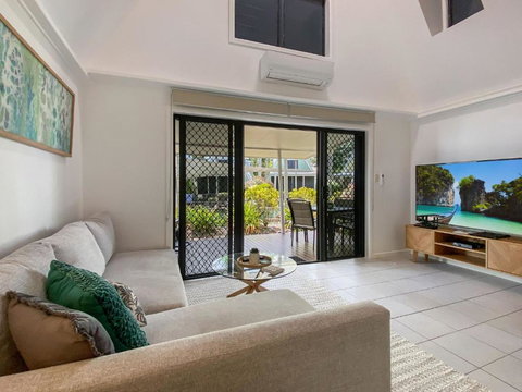 Canopy Chalet 10 - Darwin Holiday 4