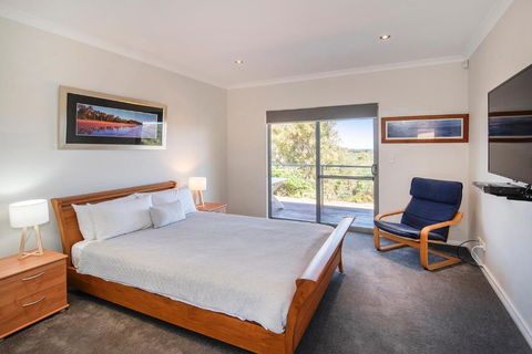 Cantley At Flutes Estate, Margaret River - Darwin Holiday 1